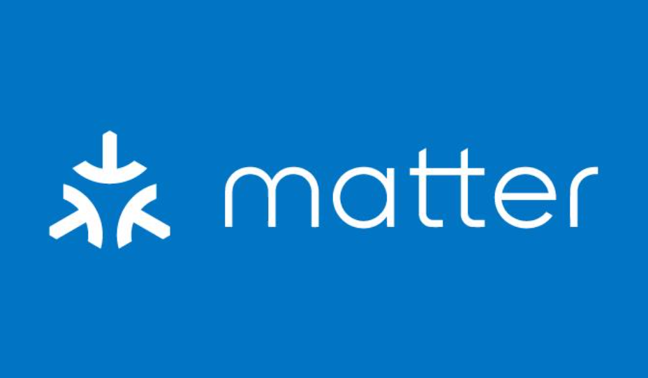 Matter-yhteensopivat älykotilaiteet logo sinisellä taustalla.