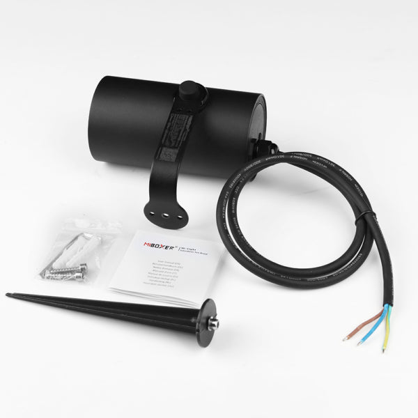 12W RGB+CCT LED-puutarhavalaisin 1100lm IP66 FUTC11ZR - Zigbee + Smart LED 2.4G + DMX