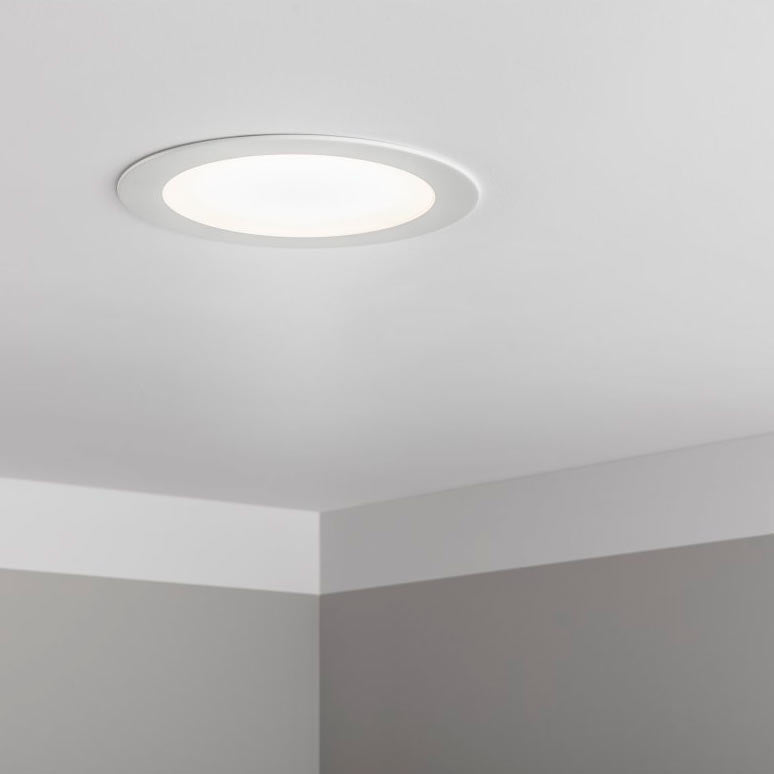 18w-led-valaisin-3000k-4000k-6400k-ip54-katossa