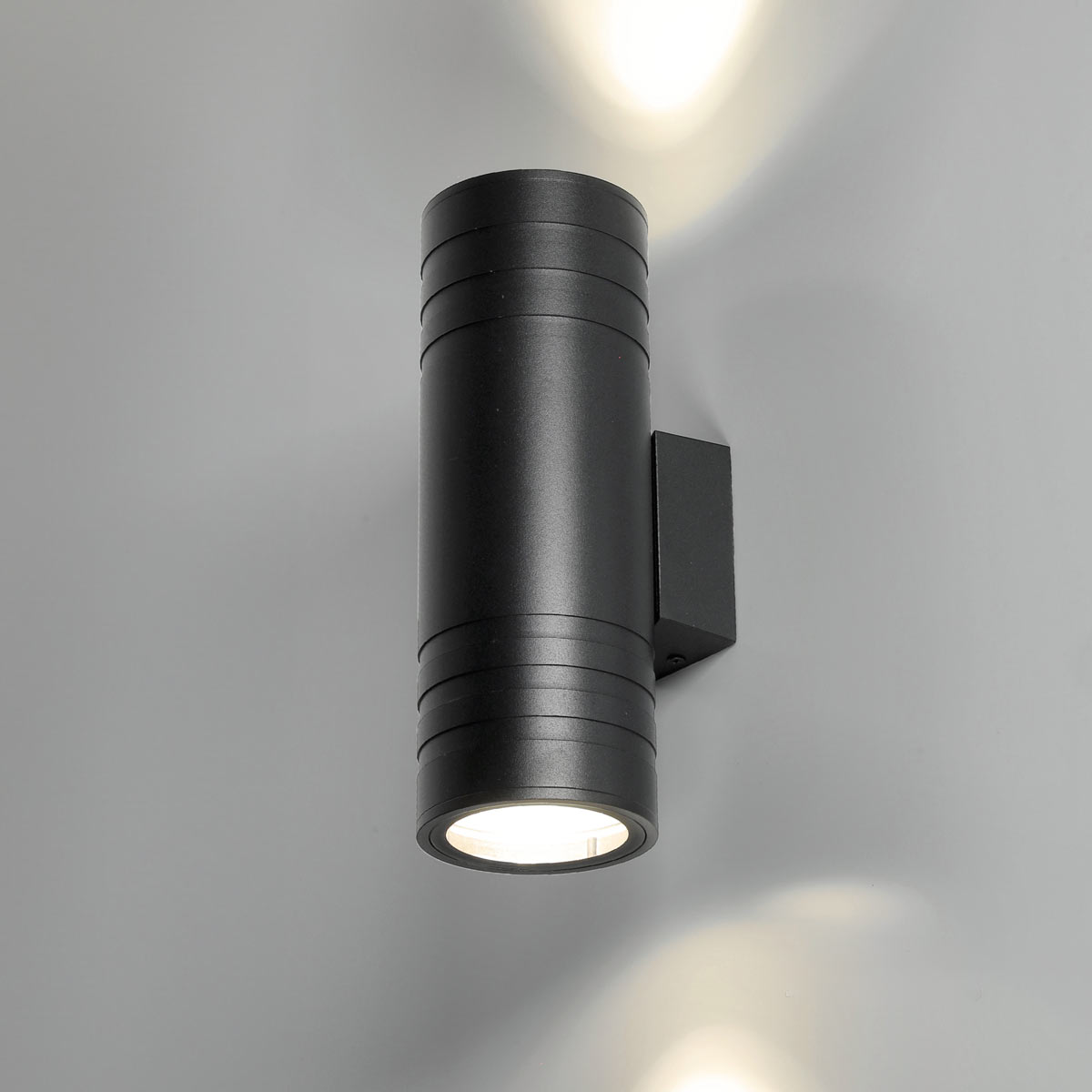LED-vägglampa QUERK 5 upp/ner, svart IP54