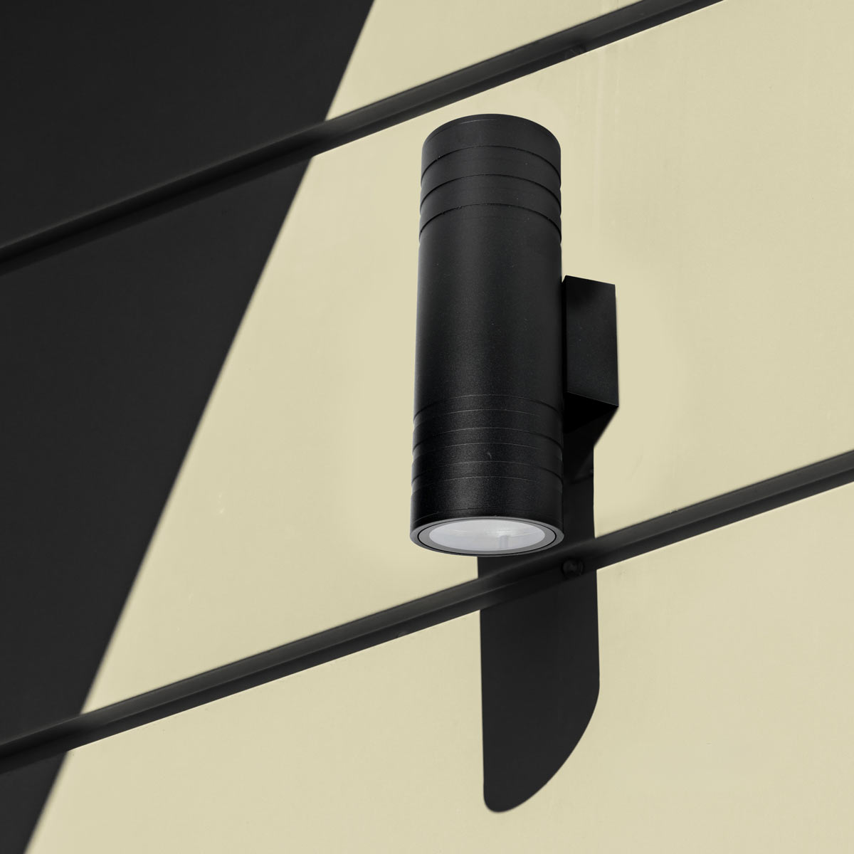 LED-vägglampa QUERK 5 upp/ner, svart IP54