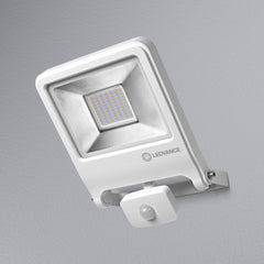 50W led-valonheitin liiketunnistimella-ledvance