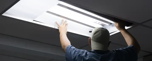 LED-putken asennus loisteputken tilalle